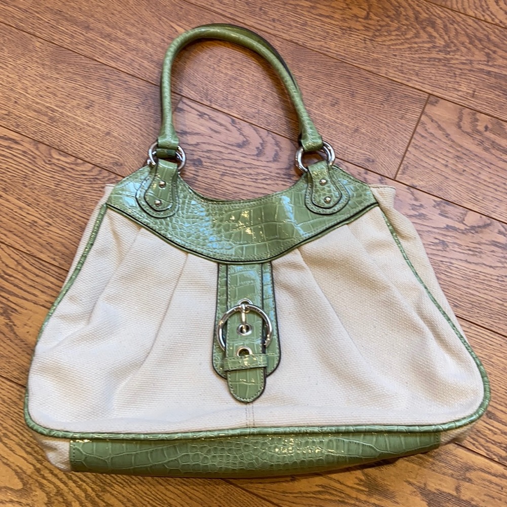 Nine West purse
